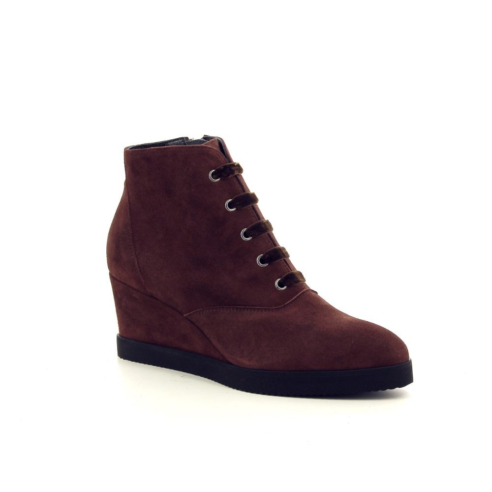 Benoîte C. Boots 190558 cognac