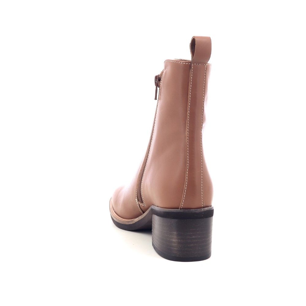 Akua Boots 209101 cognac