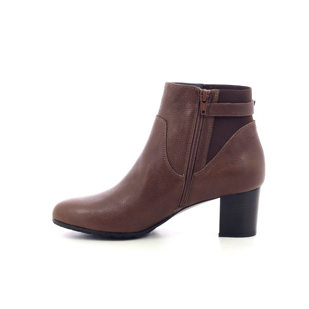 Comoda Idea Boots 211626 cognac