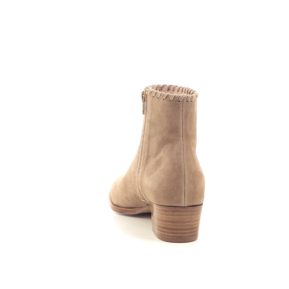 Benoîte C. Boots 214599 cognac