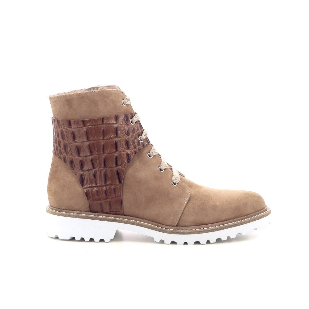 Benoîte C. Boots 214603 cognac
