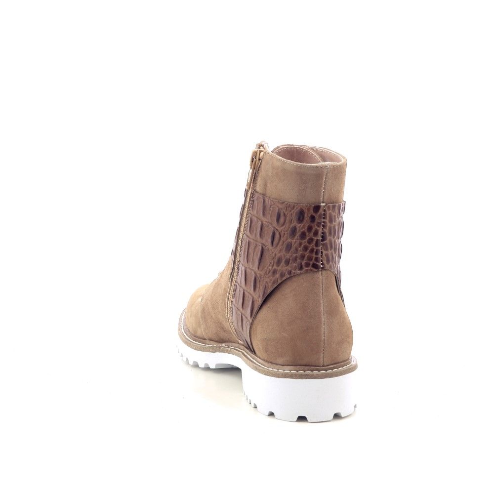 Benoîte C. Boots 214603 cognac