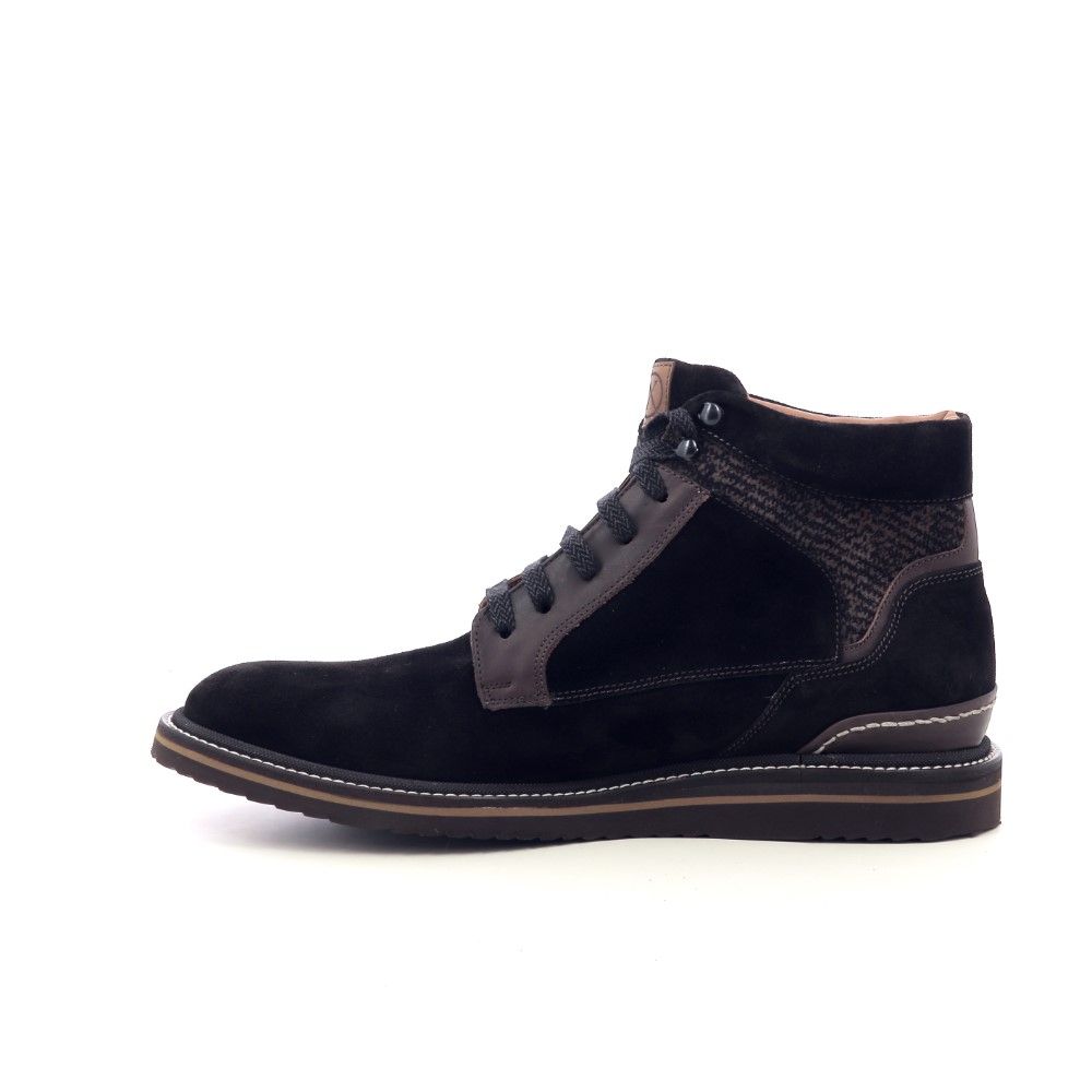 Ambiorix Henderson 218055 bruin