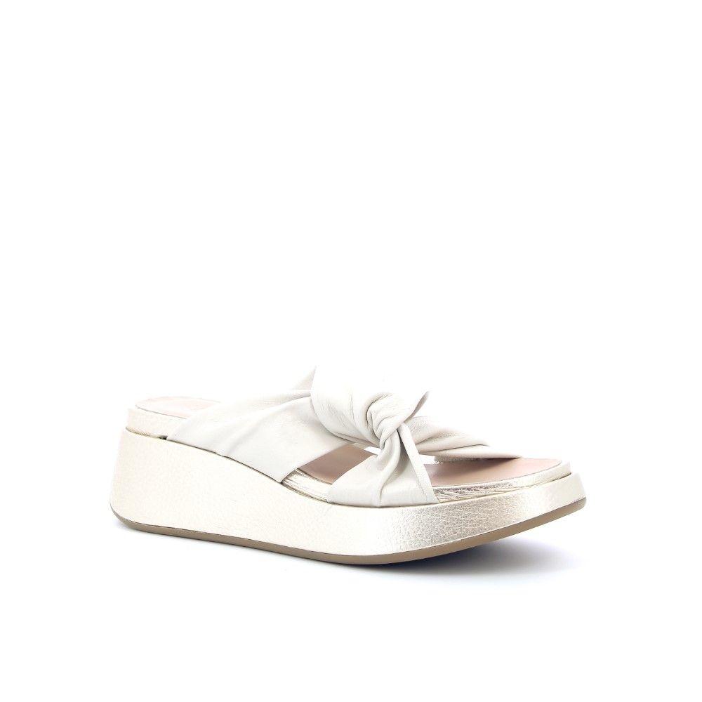 Voltan Muiltje 220050 beige