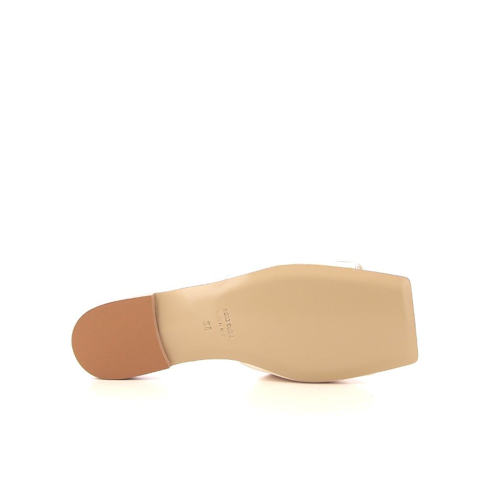 Eliza Muiltje 221857 beige