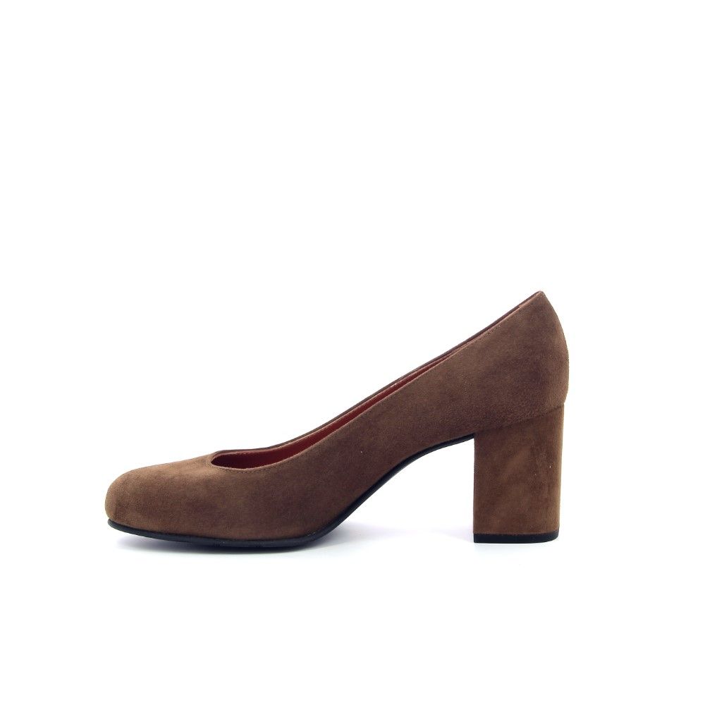 Voltan Pump 227960 cognac