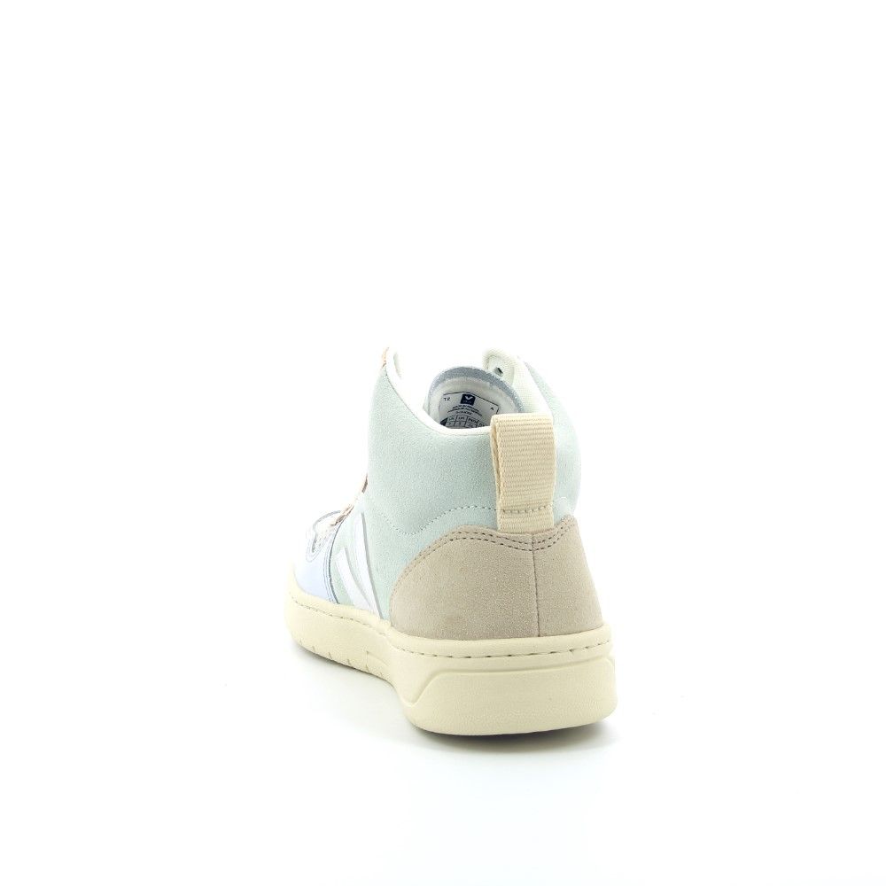 Veja V15 230425 groen