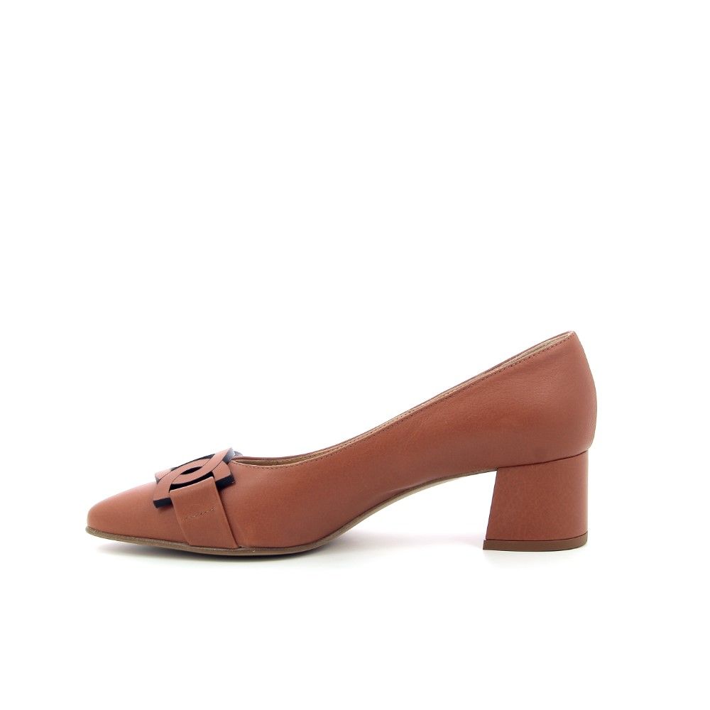 Voltan Pump 231130 cognac