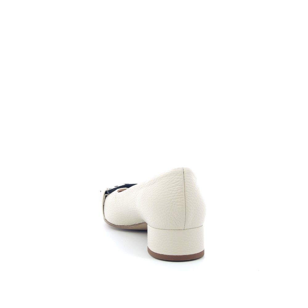 Voltan Pump 231135 beige