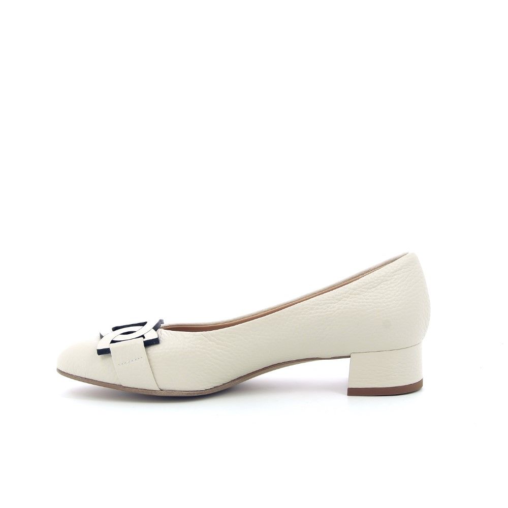 Voltan Pump 231135 beige