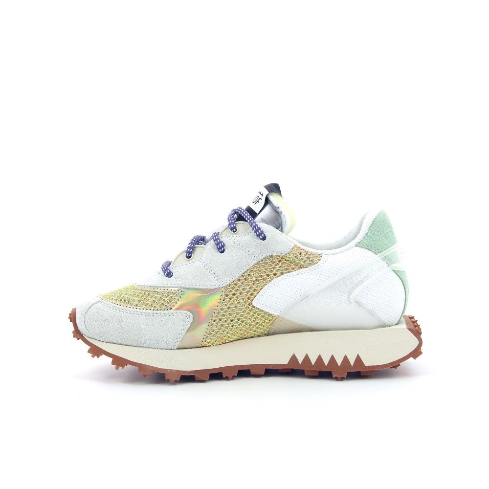 Run Of Run Hot One 231382 goud
