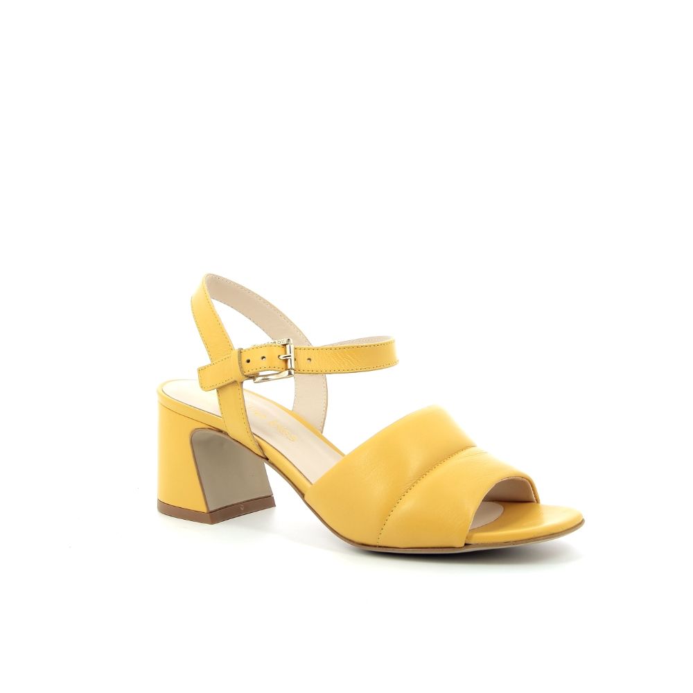 Caroline Biss Sandaal 232325 geel