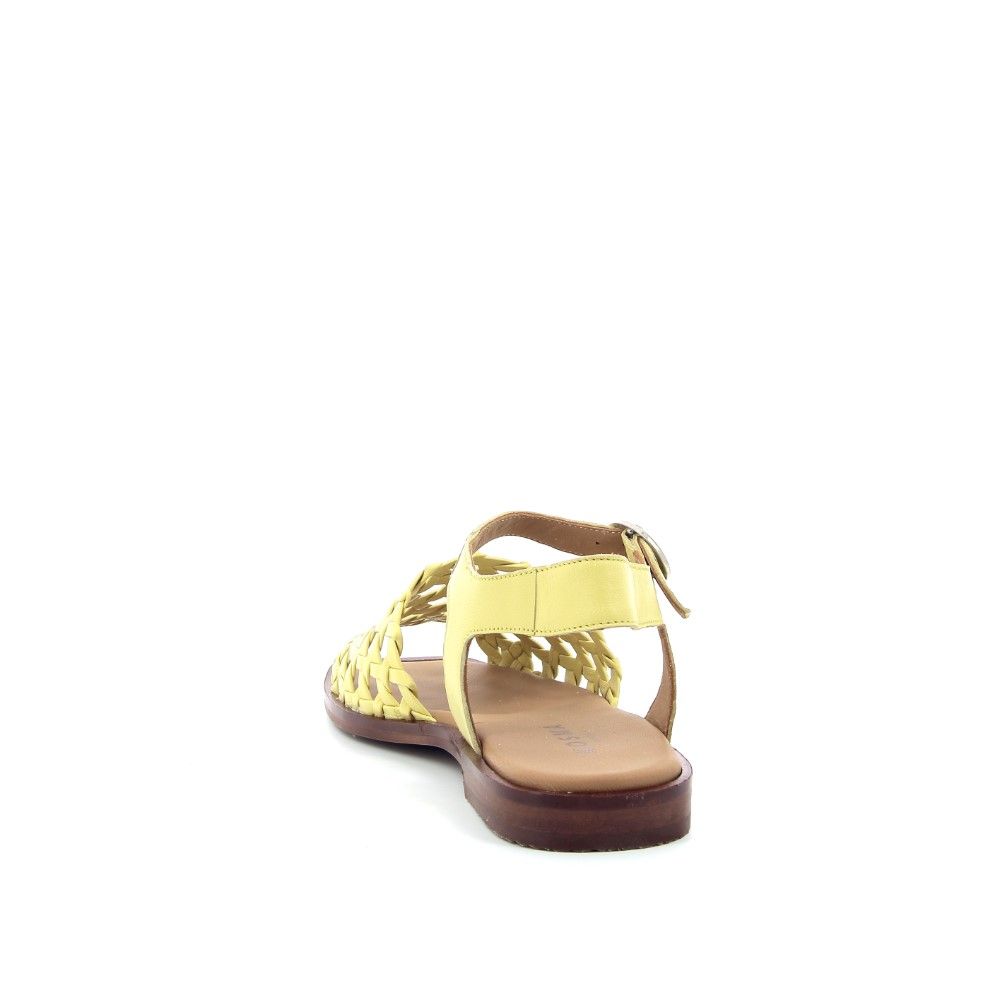 Kosma Sandaal 232594 geel