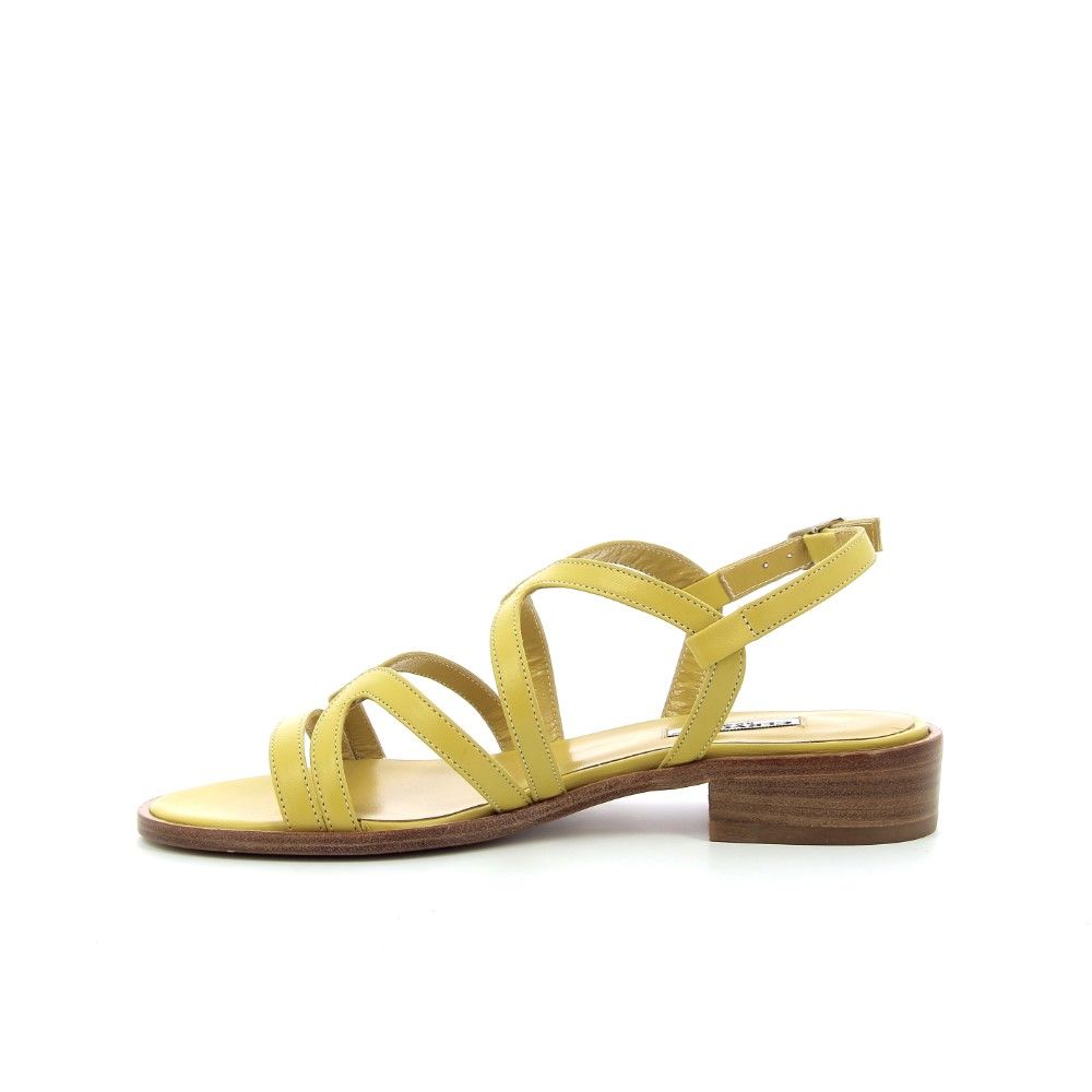 Cervone Sandaal 232700 geel
