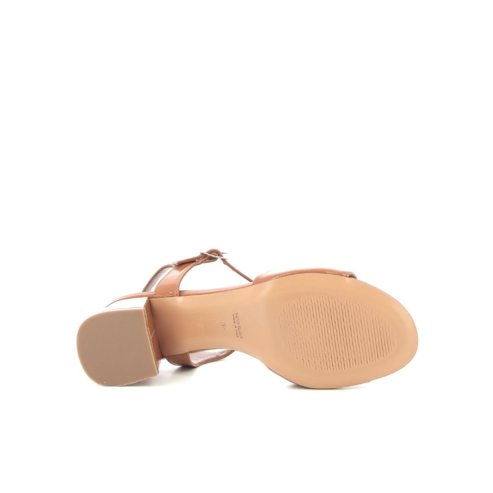Cervone Sandaal 243397 cognac