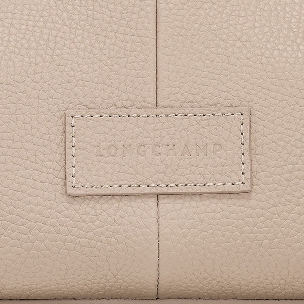 Longchamp Essential Cuir XS 251405 beige