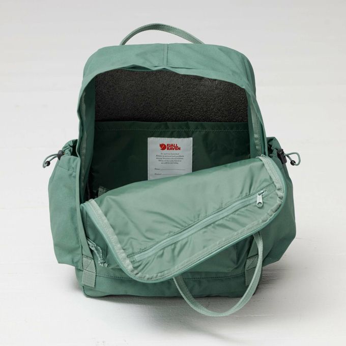 Fjällräven Kånken Outlong Frost Green 253885 groen