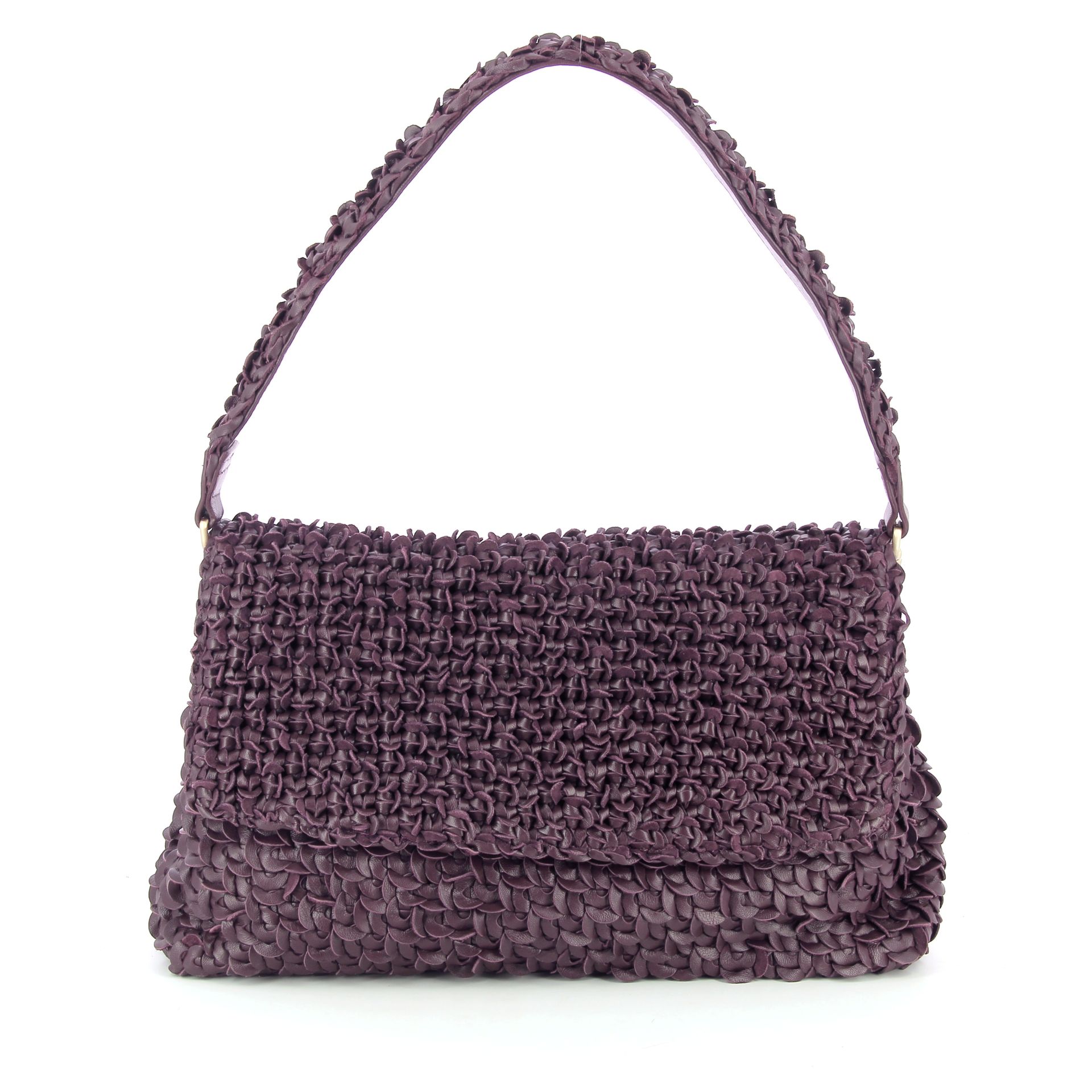 Allan K Caroline Large 258669 rood