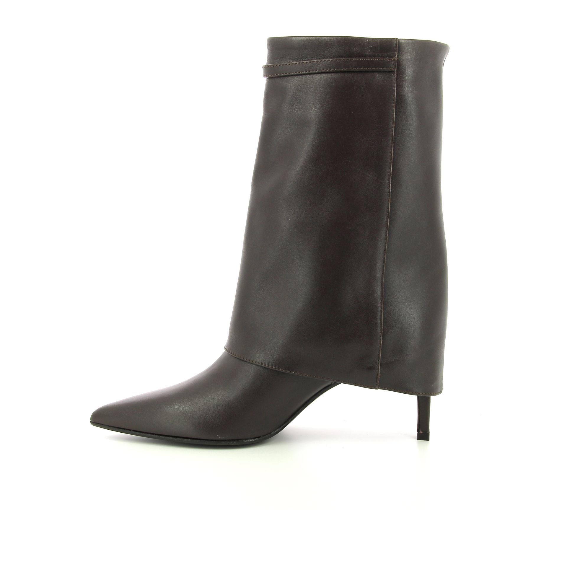 Chantal Laars 258971 bruin