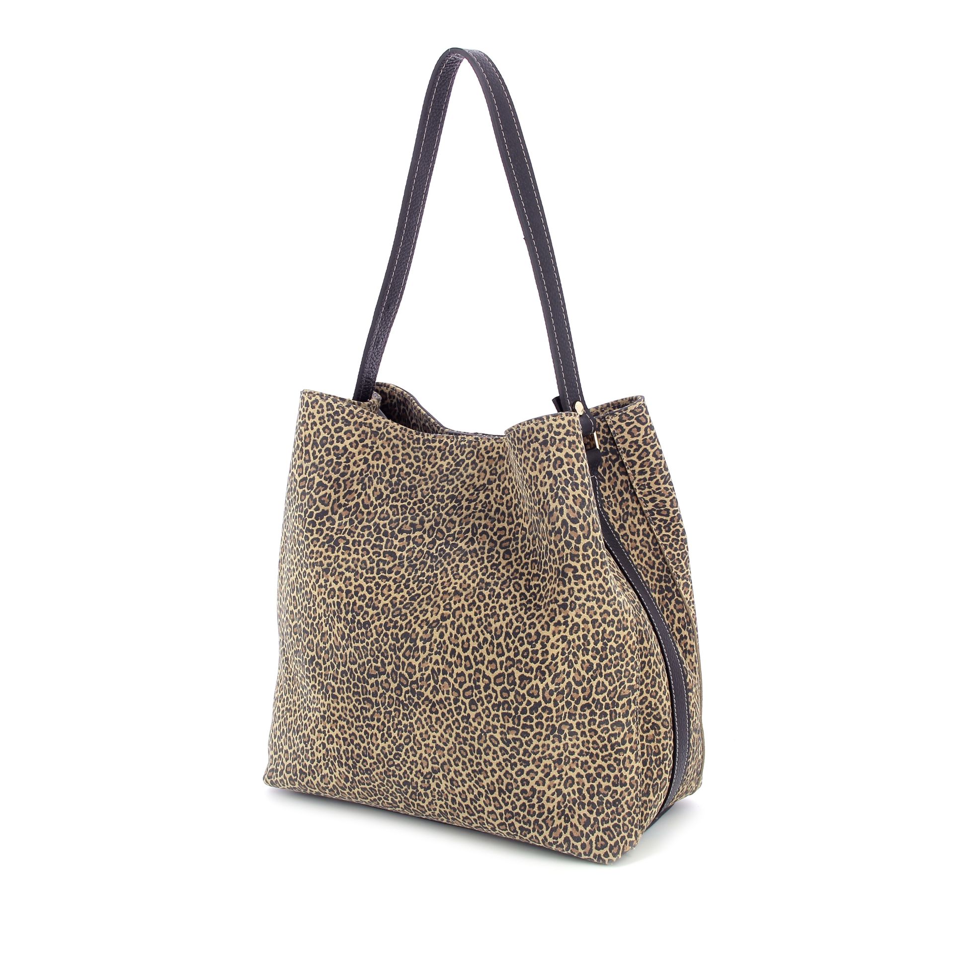Carol J. Handtas 259817 cognac