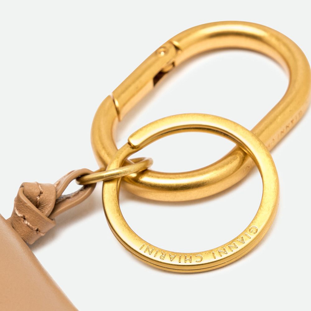 Gianni Chiarini Charm Airpods Clay 260569 cognac