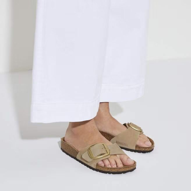Birkenstock Madrid Big Buckle Sandcastle 261195 beige
