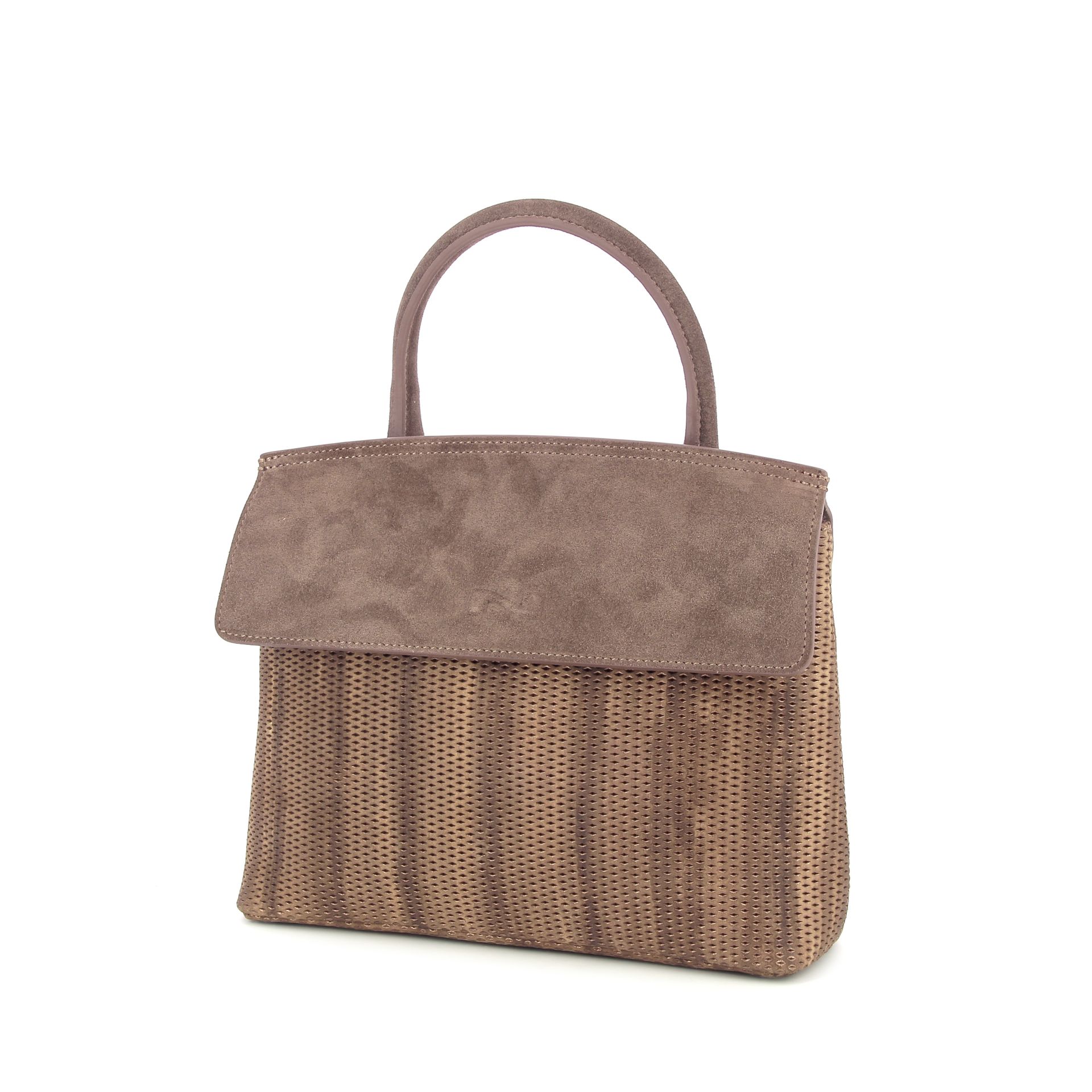 Nathan-Baume Clarita 261925 bruin