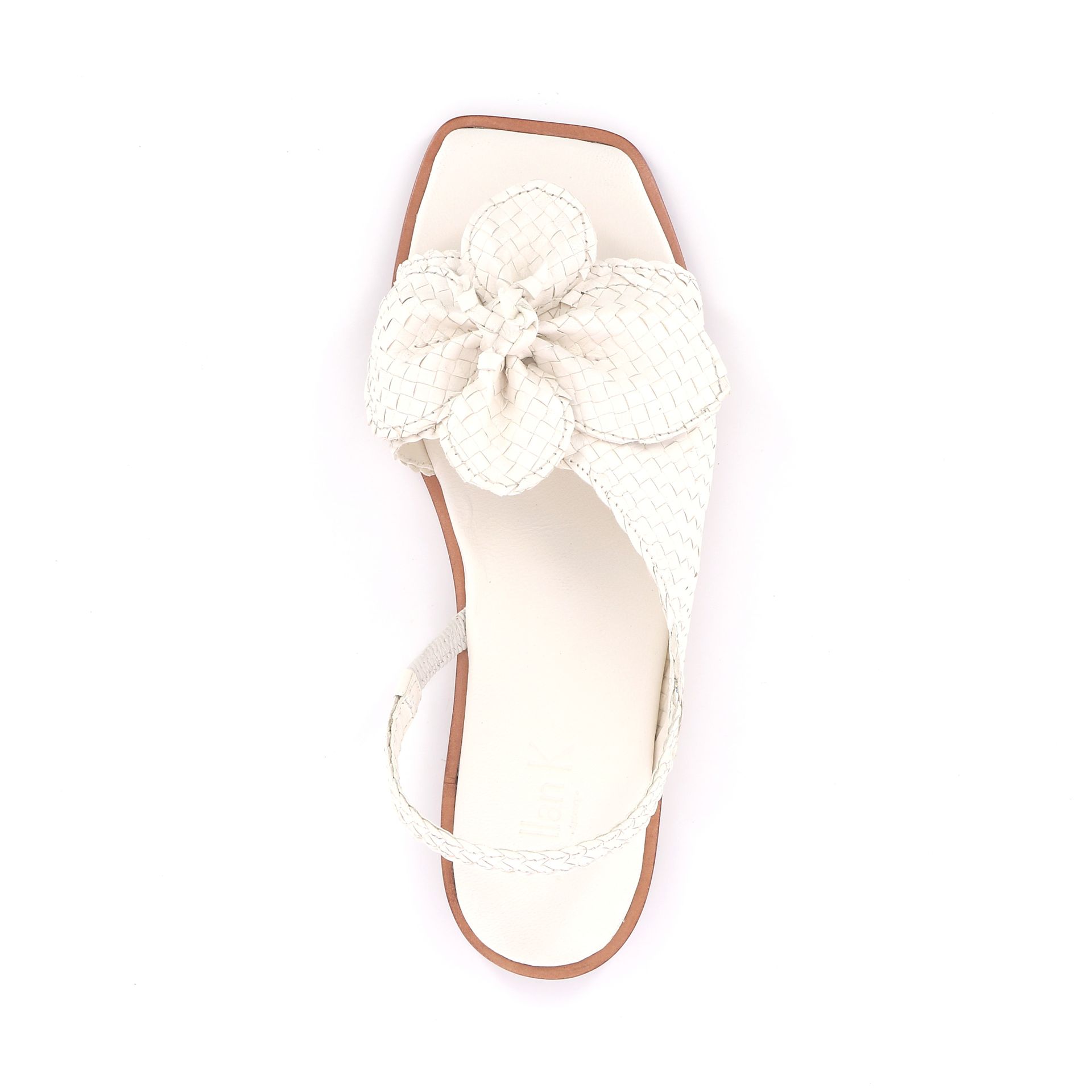 Allan K Winnie Flower 262306 beige