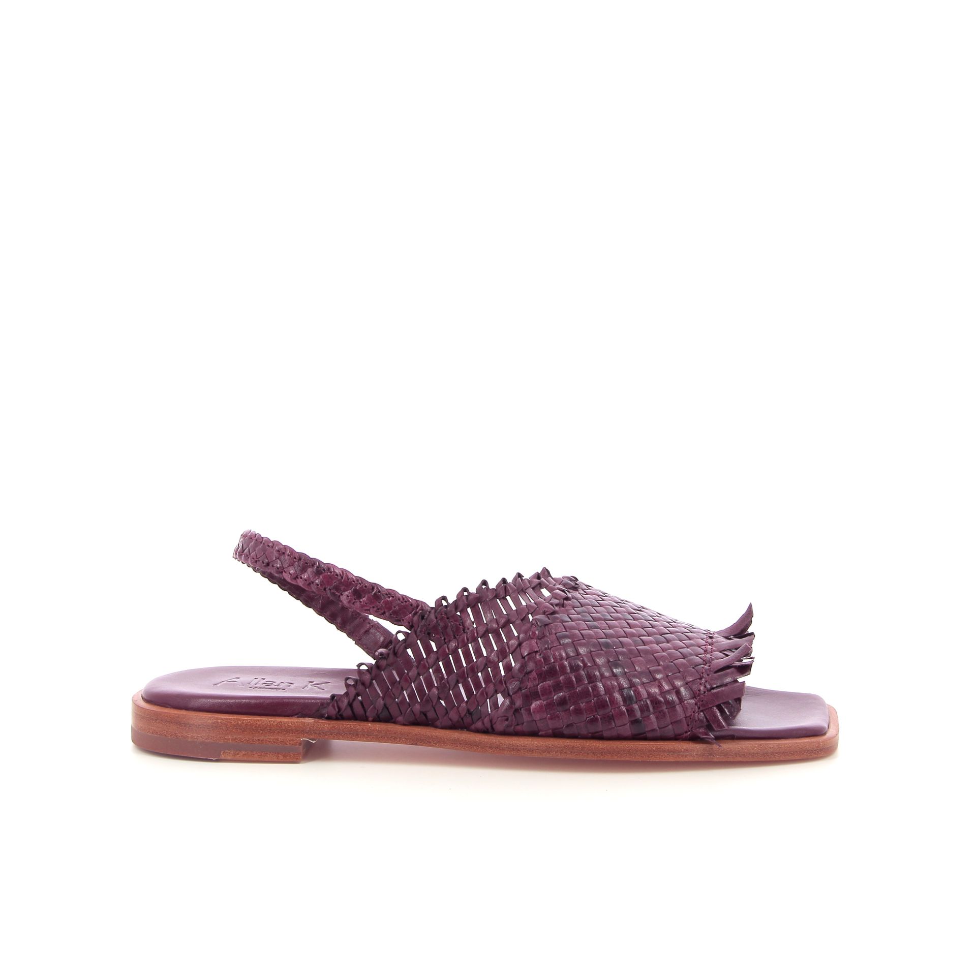 Allan K Wallis 262310 rood