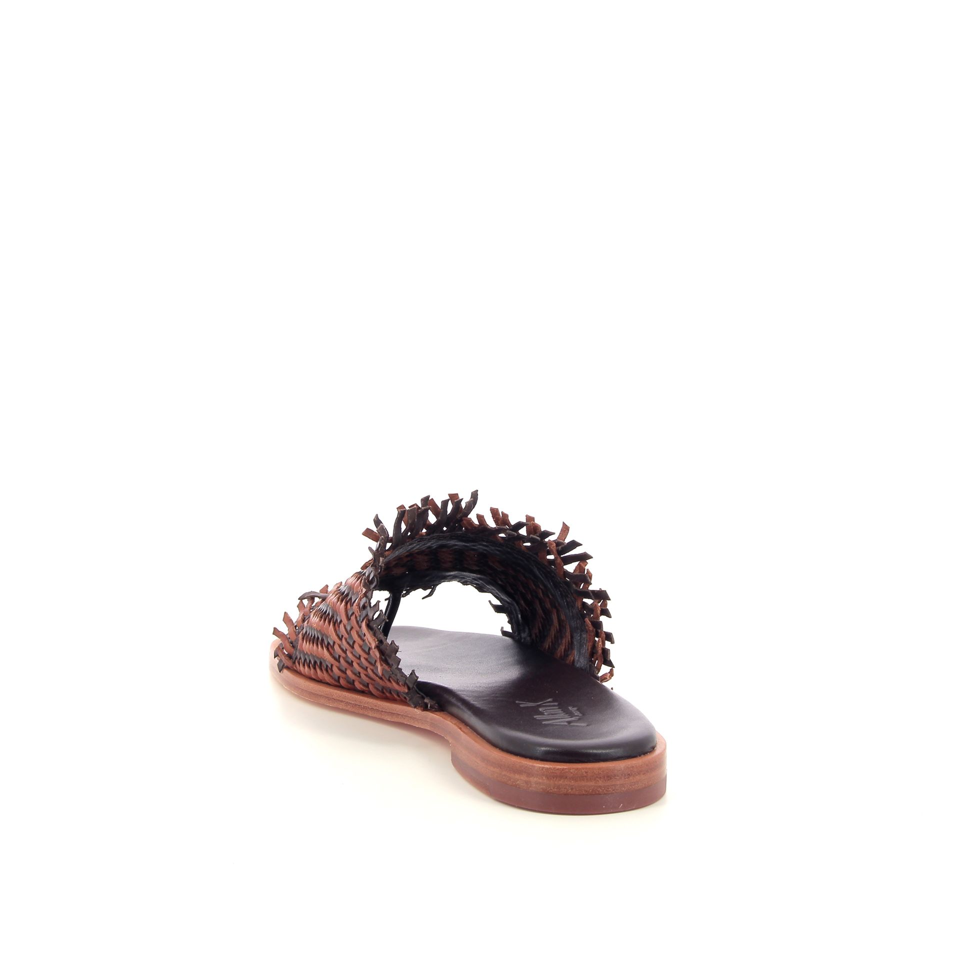 Allan K Wilma 262320 cognac