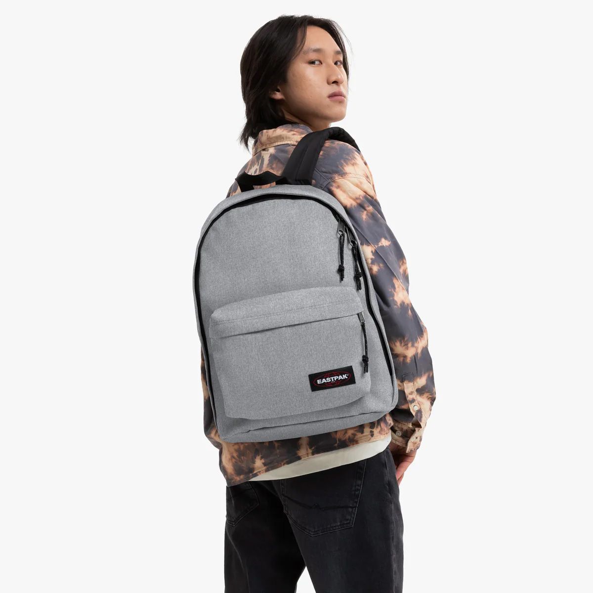 Eastpak Out Of Office Sunday Grey 264145 grijs