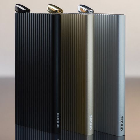Secrid Cardprotector Fluted Silver 264465 zilver