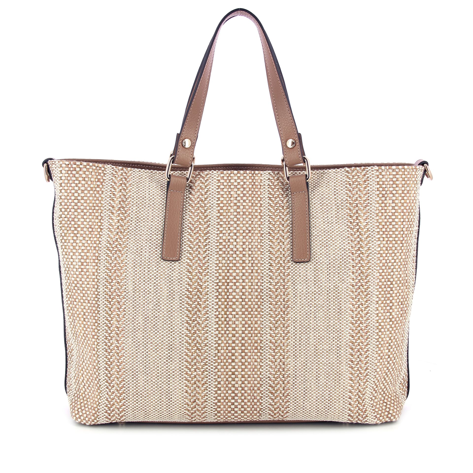 Carol J. Handtas 264906 cognac