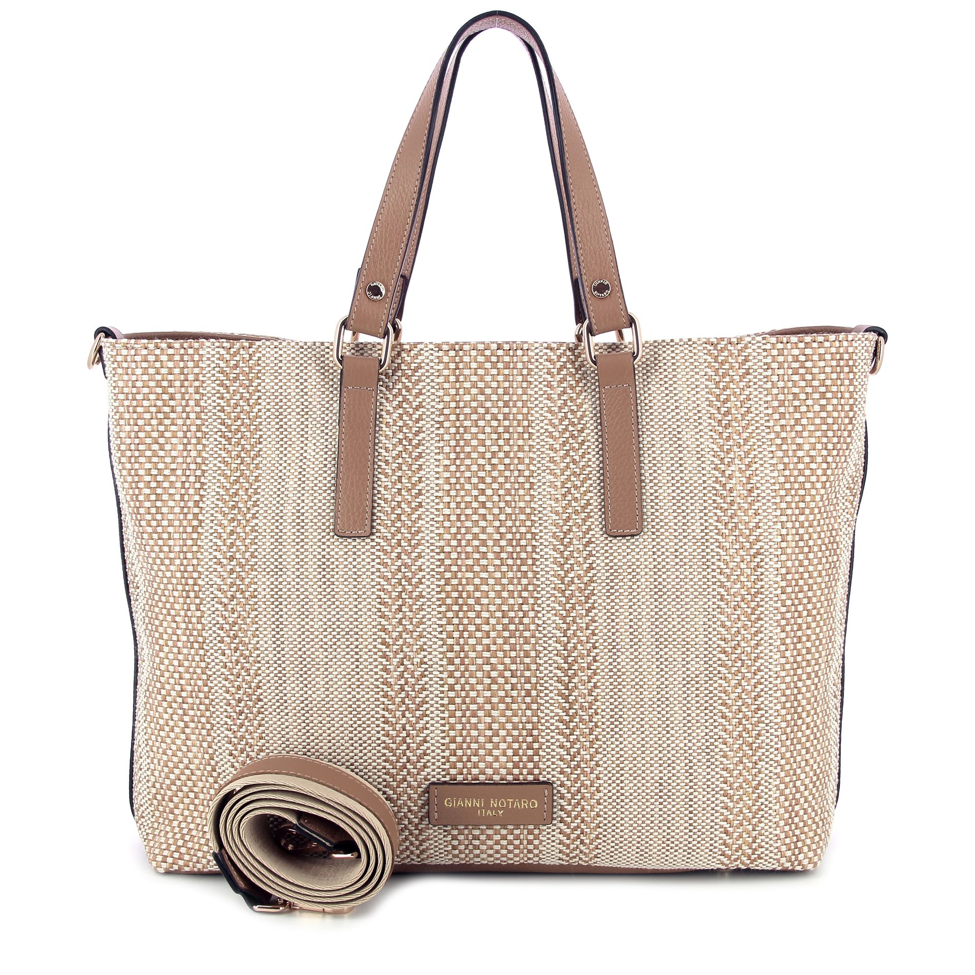 Carol J. Handtas 264906 cognac