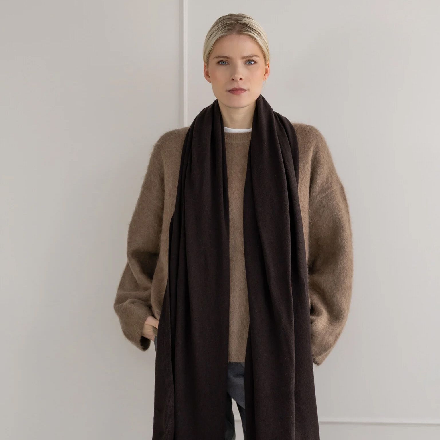 Cosy Cosy Chic Dark Brown 266443 bruin