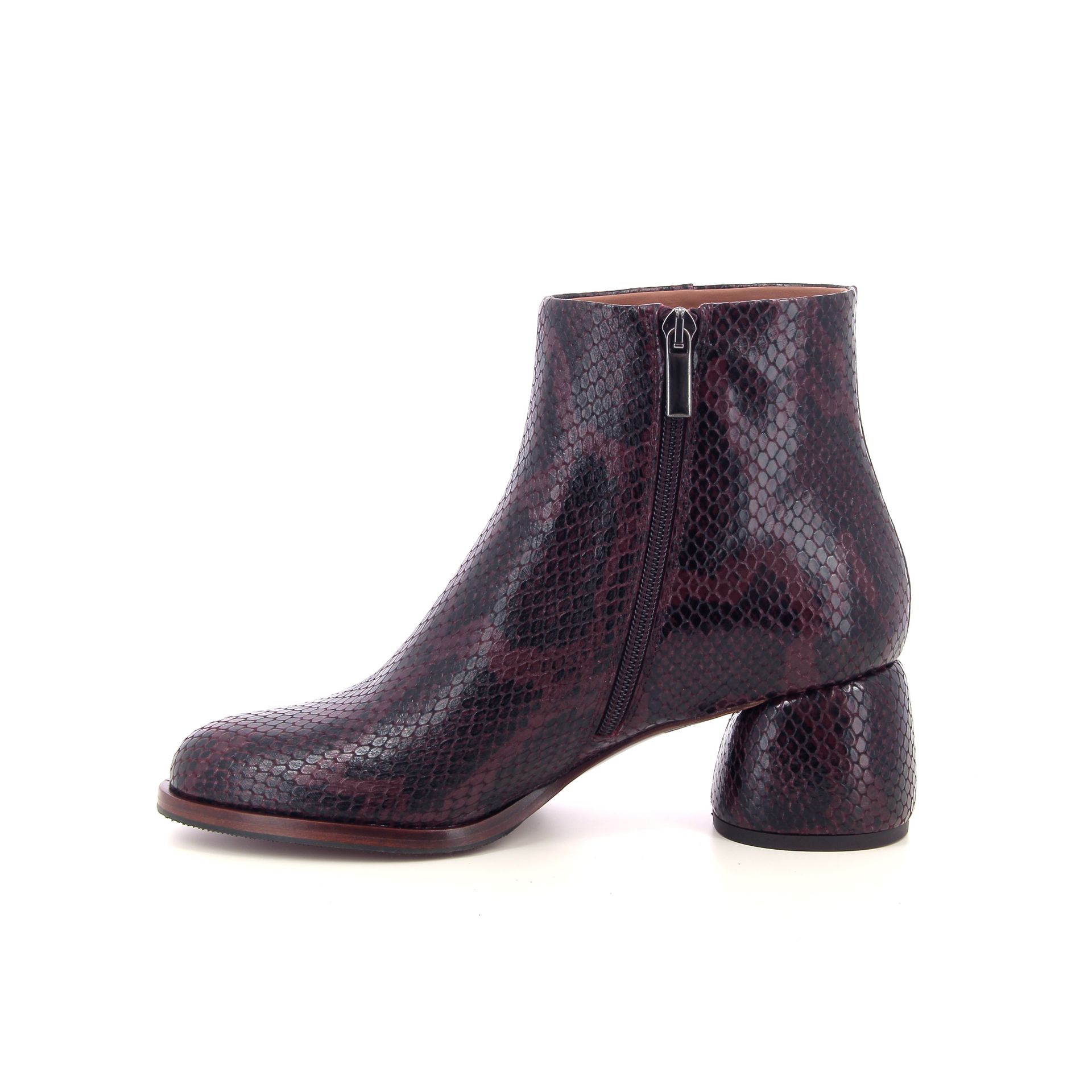 Atelier Content Farah 266851 rood