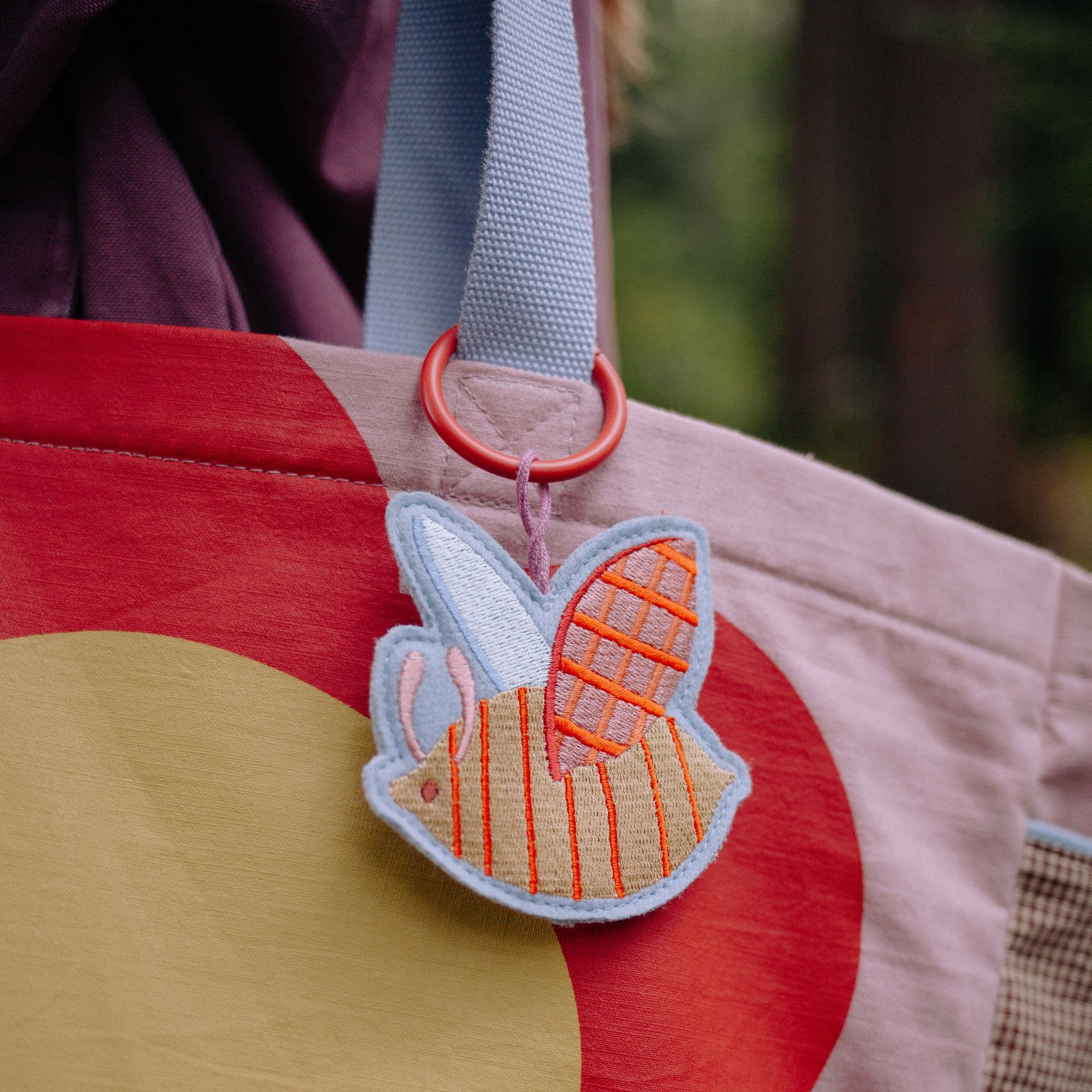 Sticky Lemon Embroidered Keychain Bumble Bee 267114 multi