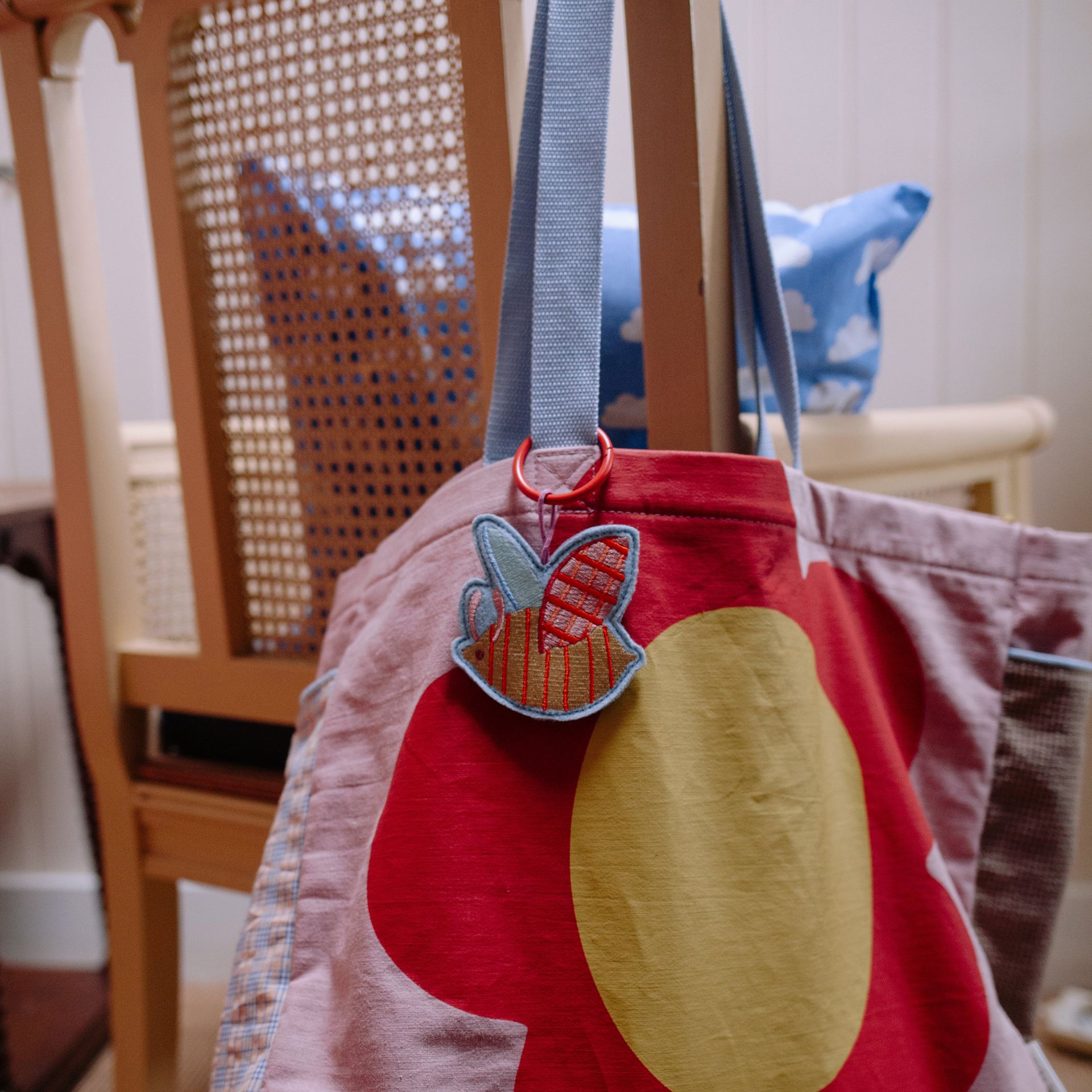 Sticky Lemon Embroidered Keychain Bumble Bee 267114 multi