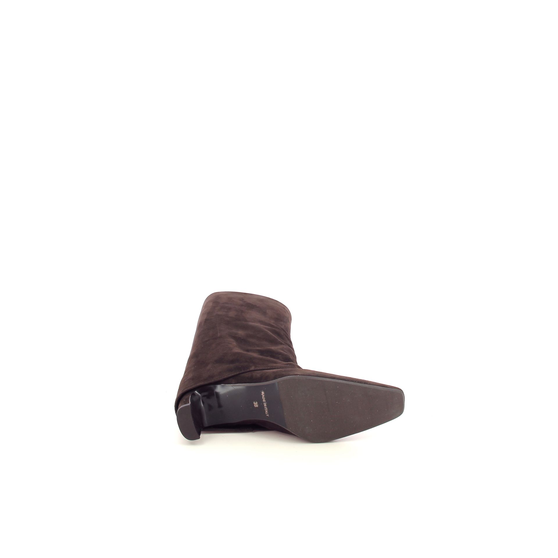 Julie Dee Laars 267190 bruin