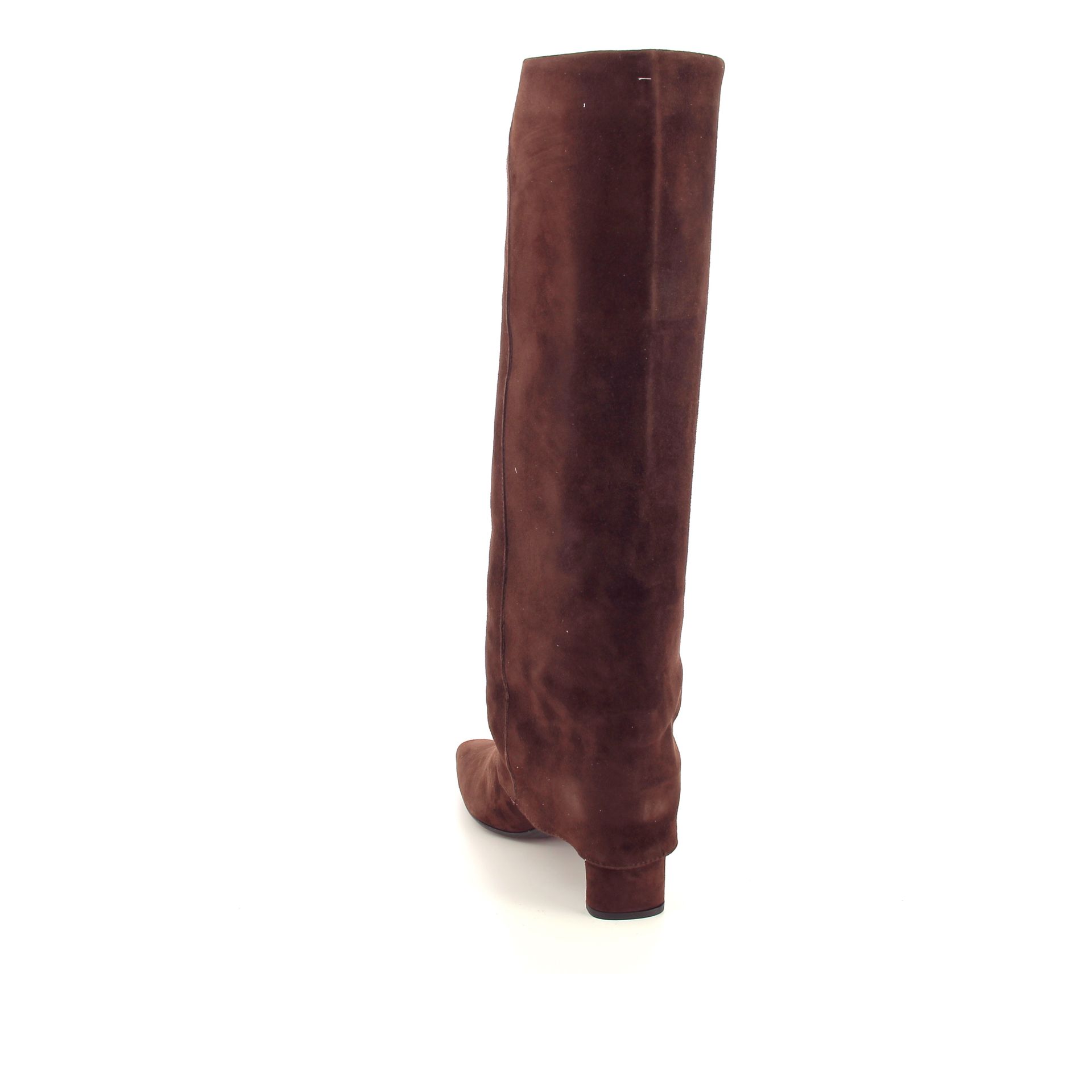 Julie Dee Laars 267191 cognac