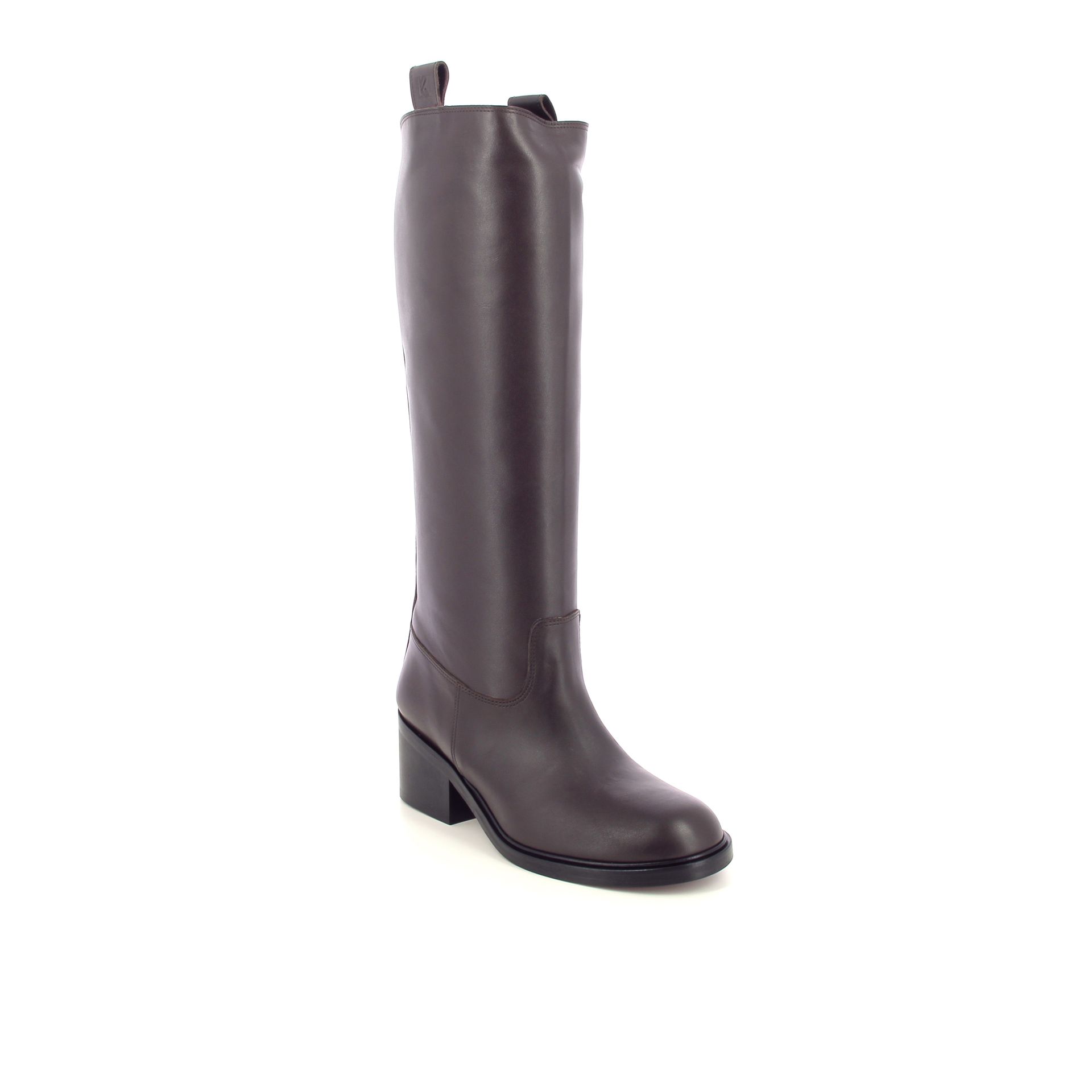 Kirruna Pelotas 267592 bruin