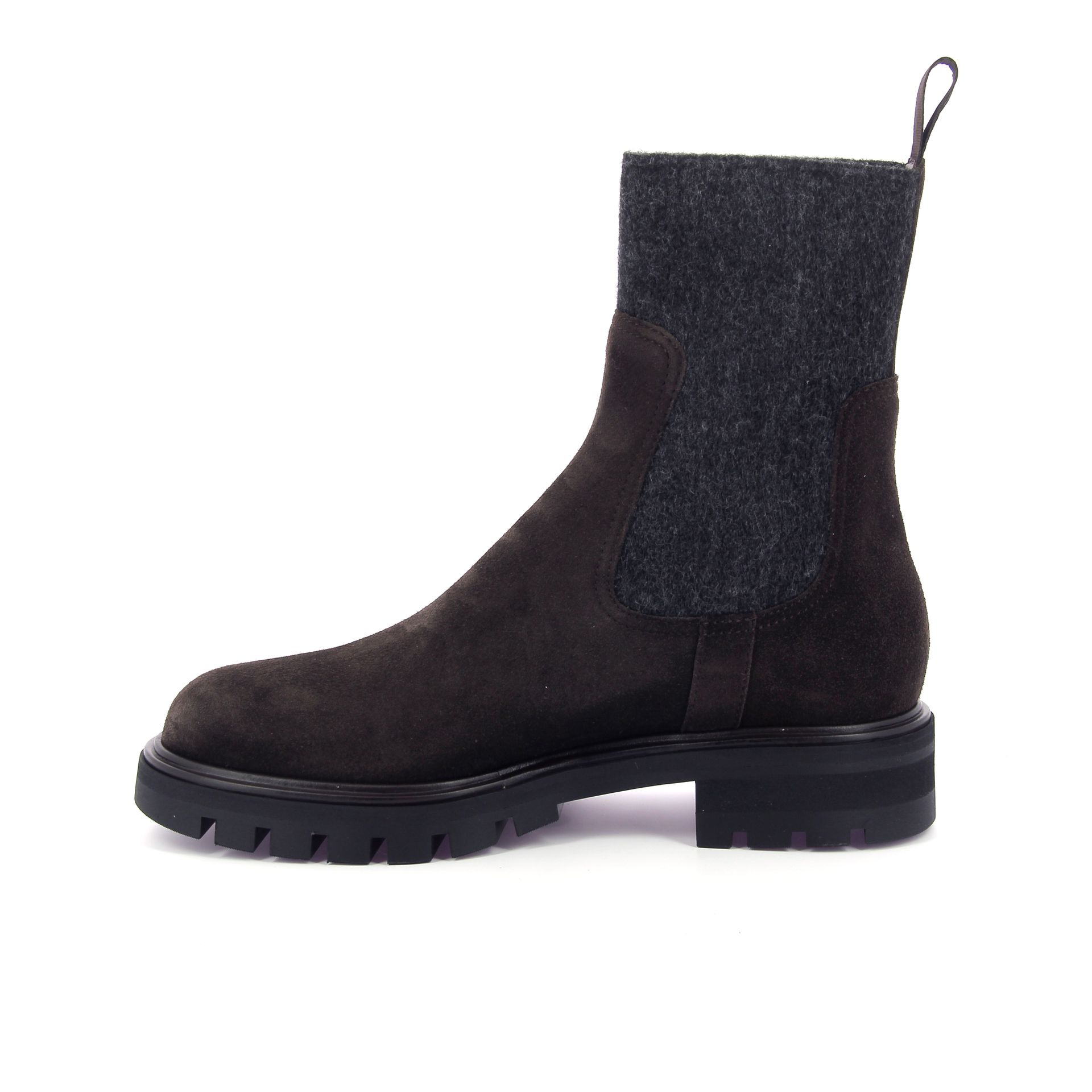 Henderson Ella 268277 bruin