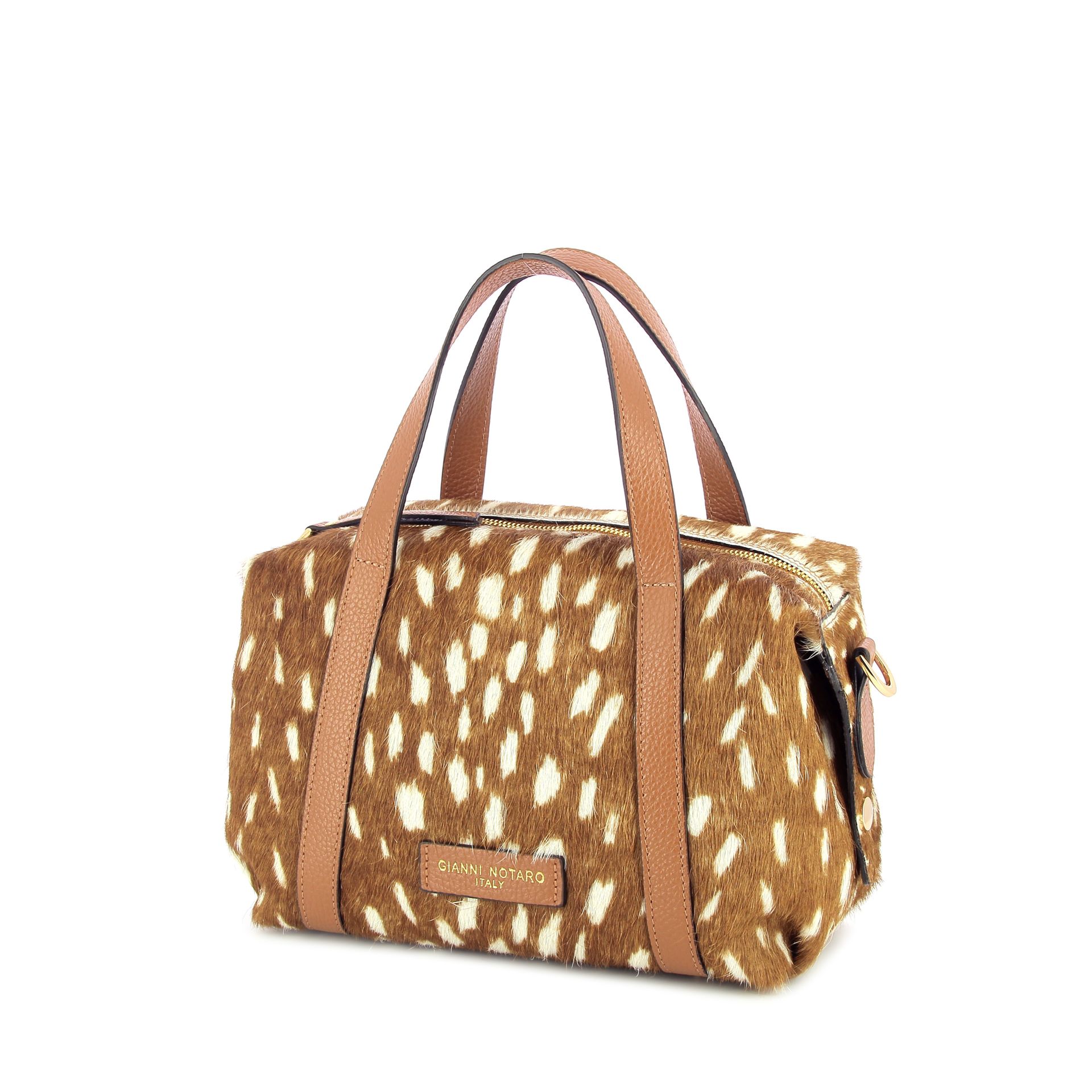 Carol J. Handtas 269174 cognac