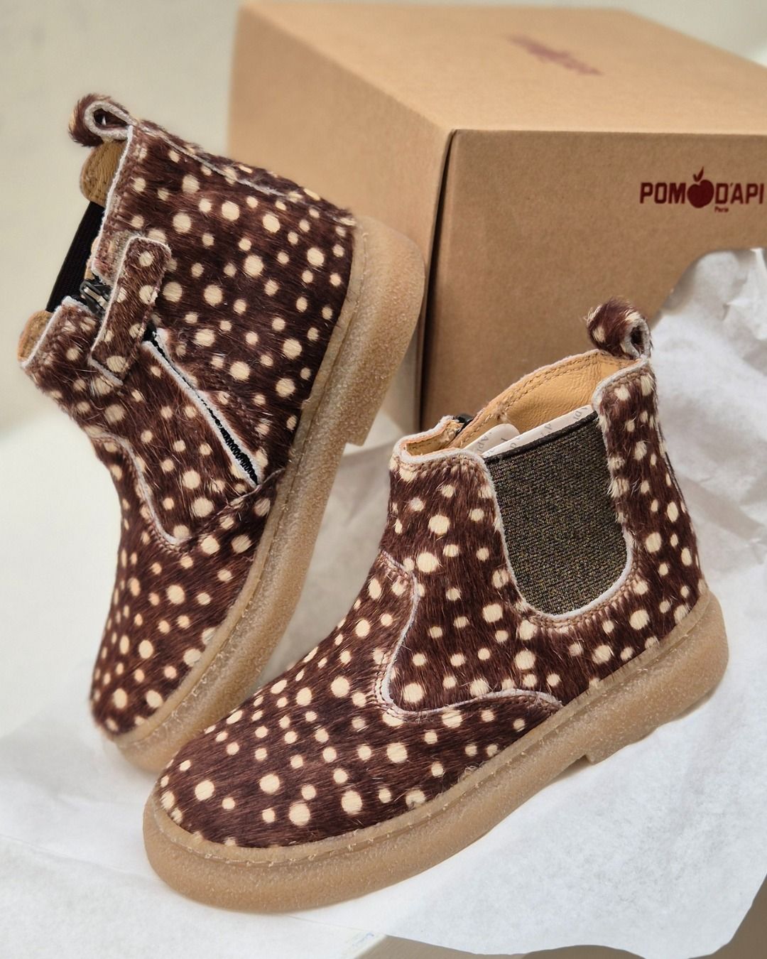 Hallo herfst! 🤎🍂 Klaar om samen met jullie de mooiste sneakers en boots uit te kiezen 😍

#pomdapi #kidsshoes #kinderschoenen #kinderwinkel #kidsstore #vanloockkids
