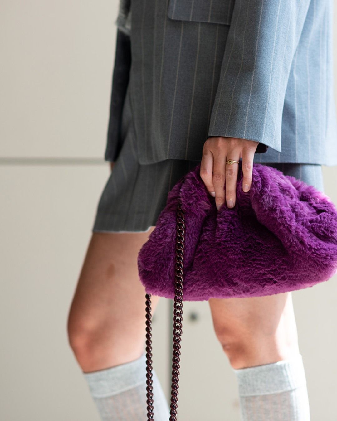 De ideale balans zit niet in grijs of zwart, maar in powerdressing op een unieke, persoonlijke manier. Officewear, but make it fun! 😎
#odare #marialarosa #becksöndergaard #handbags #ballerina #odare_antwerp #officewear #nieuwecollectie #fallwinter De ideale balans zit niet in grijs of zwart, maar in powerdressing op een unieke, persoonlijke manier. Officewear, but make it fun! 😎
#odare #marialarosa #becksöndergaard #handbags #ballerina #odare_antwerp #officewear #nieuwecollectie #fallwinter