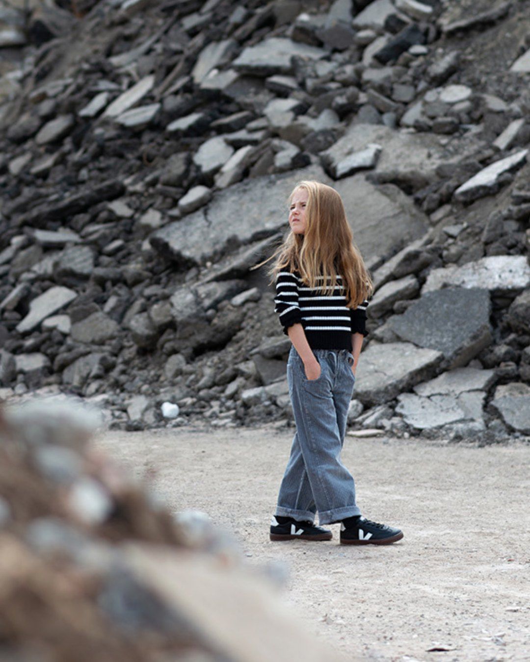 𝙑𝙚𝙟𝙖

Cool kids wear Veja 🖤 De Volley heeft elastische veters, waardoor het aan- en uitdoen een fluitje van een cent wordt ✅

#veja #vejakids #vanloock #vanloockkids #kinderwinkel #kinderschoenen #kidsshoes #kidssneakers