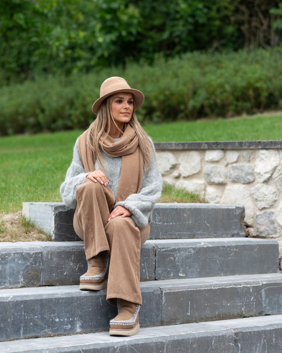 𝐖𝐢𝐧𝐭𝐞𝐫'𝐬 𝐞𝐧𝐝𝐢𝐧𝐠

Wij zijn volop bezig met het uitpakken, online zetten en lanceren van de nieuwe lente/zomercollectie. Ondertussen kunnen jullie nog steeds bij ons terecht voor de solden en de huidige wintercollectie 🫶 Check zeker onze stories voor een behind-the-scenes van de nieuwste collectie!

Tot snel!

#vanloock #fallwinter #springsummer #nieuwseizoen