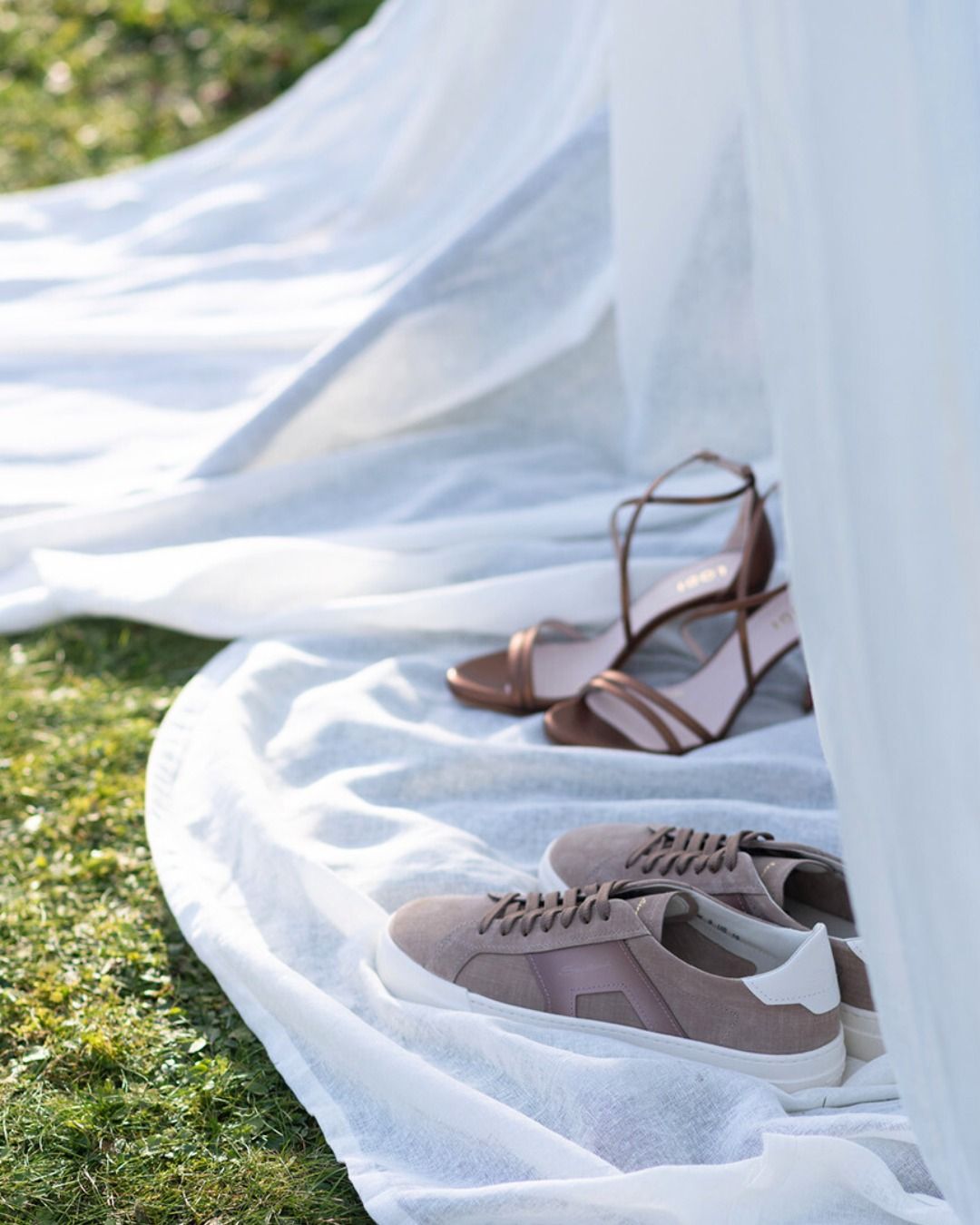 𝖯𝖺𝗋𝗍𝗒 𝖾𝖽𝗂𝗍𝗂𝗈𝗇

De mooiste én meest comfortabele feestschoenen ontdek je bij Van Loock 💃

❤ Van elegante slingbacks tot statement sandalen en verfijnde pumps
❤ Van stijlvolle veterschoenen en verfijnde loafers tot moderne sneakers

#vanloock #weddingseason #trouwschoenen #weddingshoes #santoni #santonisneakers #lodi #lodishoes