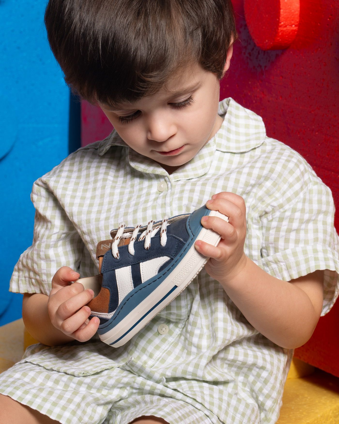 De nieuwe Zecchino d’Oro sneakers volgen elke stap, met natuurlijke materialen, een stevige basis en authentiek Italiaans vakmanschap.

Voor ouders die hun kindjes willen laten starten met kwaliteit en comfort 👌

#zecchinodoro #kidsshoes #kindersneakers #kinderwinkel #kidsstore #kinderschoenen #vanloockkids